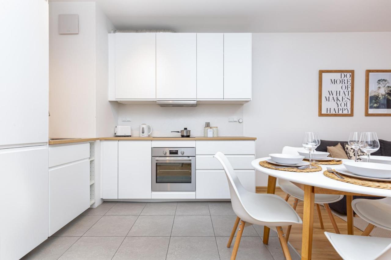 Apartments Varsovia Kasprzaka By Noclegi Renters 외부 사진